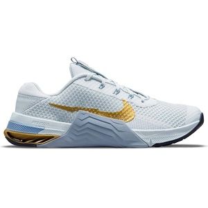Nike Metcon 7 in Pure Platinum Metallic Gold Women’s size 9/Men’s size 7.5